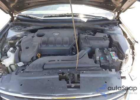 2010 Nissan Altima 2.5 S z USA, uszkodzony, nr VIN 1N4AL2AP2AN492768